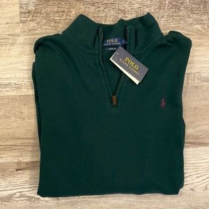 Hunter green long sleeved quarter zip sweater